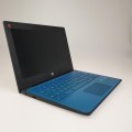 Laptop HP – tył obudowy, z kratkami wentylacyjnymi i tylna krawędź obudowy