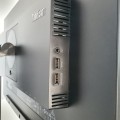 Monitor Lenovo – smukła obudowa i podstawa