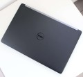 Dell Latitude E5570 – zamknięta klapa, górna część obudowy z logo producenta