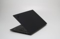 Laptop Lenovo ThinkPad P1 Gen – ujęcie z przodu z otwartą klapą matrycy wyświetlacz i palmrest