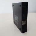 PC Dell 7060 – przód obudowy z przyciskiem zasilania