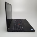 Laptop Lenovo ThinkPad T590 – tył laptopa, z kratkami wentylacyjnymi z kratką wentylacji