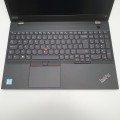 Laptop Lenovo ThinkPad T590 – gładzik i podpórka, obudowa robocza