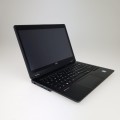Laptop Fujitsu LifeBook U728 – po złożeniu, zamknięta pokrywa
