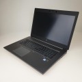 Laptop HP ZBook 17 G6 – prawa strona obudowy z portami USB do podłączenia akcesoriów