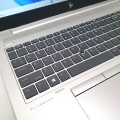 HP EliteBook 850 G6 – prawy bok obudowy z dostępem do portów i gniazdem Kensington