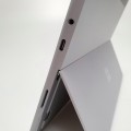Dotykowy Tablet Microsoft Surface GO 1824 Pentium Go – tylna strona produktu faktura wykonania