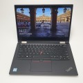 Laptop Lenovo ThinkPad Yoga X390 – zbliżenie na porty USB wideo i audio