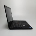 Lenovo ThinkPad T14 Gen2 – zamknięta klapa, górna część obudowy