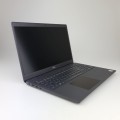Dell Latitude 3510 – prawy bok z portami USB i wyjściem wideo