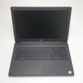 Dell Latitude 3500 – klawiatura standardowa z osobnym blokiem cyfr