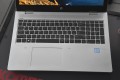 HP ProBook 650 G4 – oznaczenie marki z przodu pokrywy