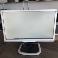 Philips – prawa strona monitora smukły profil obudowy