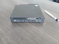 PC Lenovo M900 8GB – po lewej stronie z dostępem do wnętrza