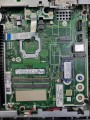 PC HP T630 – prawy bok obudowy z otworami montażowymi