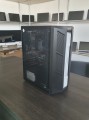 Komputer Do Gier 16GB 480GB I5-8400, Tower NOWA GeForce RTX 3050 6GB [Nowy] – po lewej stronie z zatrzaskami montażowymi