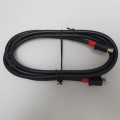 Pełen widok kabla HDMI – widok długości i złączy