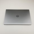 Laptop Dell Precision 5510 – lewy bok obudowy ze złączami wideo i audio