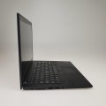 Lenovo ThinkPad X13 Gen1 – prawy bok ze złączami i gniazdem Kensington