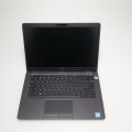 Dell Latitude 5300 – tylna część obudowy, z kratkami wentylacyjnymi z kratką wentylacji