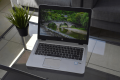 Laptop HP EliteBook 840 G5 – spodnia część z gumowymi nóżkami