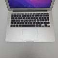 Laptop Apple MacBook Air A1466 – wejścia i wyjścia, wejście zasilacza