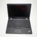 Laptop Lenovo ThinkPad 13 20J1 – podstawa laptopa z naklejkami serwisowymi