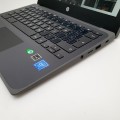 HP – lewa krawędź obudowy ze złączami USB do peryferiów
