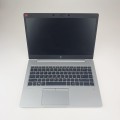 HP EliteBook 745 G5 – zamknięty laptop, górna część obudowy z logo producenta