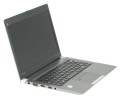 Toshiba Tecra Z30 – ujęcie z przodu otwarty ekran i blok klawiszy