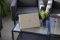 Laptop HP ProBook 430 G5 – po złożeniu, klapa górna z logo producenta