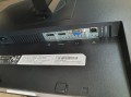 Monitor HP E242 – z przodu smukła ramka ekranu