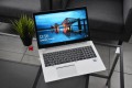 Laptop HP EliteBook 850 G6 – przód laptopa otwarty ekran i klawiatura