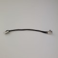 Gniazdo Zasilania Dell Latitude 3490 3590 Inspiron 14 5493 15 5593 – lewa strona obudowy zbliżenie