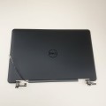 Klapa Matrycy Dell Latitude E5540 – z przodu ogólny zarys
