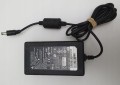 Zasilacz Delta 12V 2.5A 30W – kabel sieciowy ze wzmocnieniem przy złączach