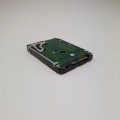 Dysk Twardy HDD 600GB 2,5" SAS – po prawej stronie faktura wykonania