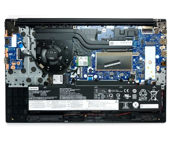 Lenovo ThinkPad E15 Gen 2 – dwa sloty na dyski SSD M.2